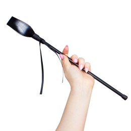 Erotyczna packa do klapsów Black Riding Crop marki Secret Play